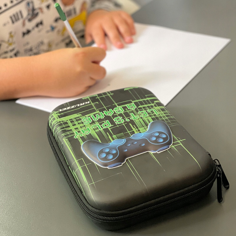 Školský peračník - Gamer